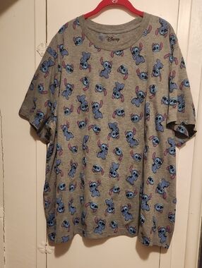 🔥Disney Grey Tee with Blue & Pink Stitch All-Over Print